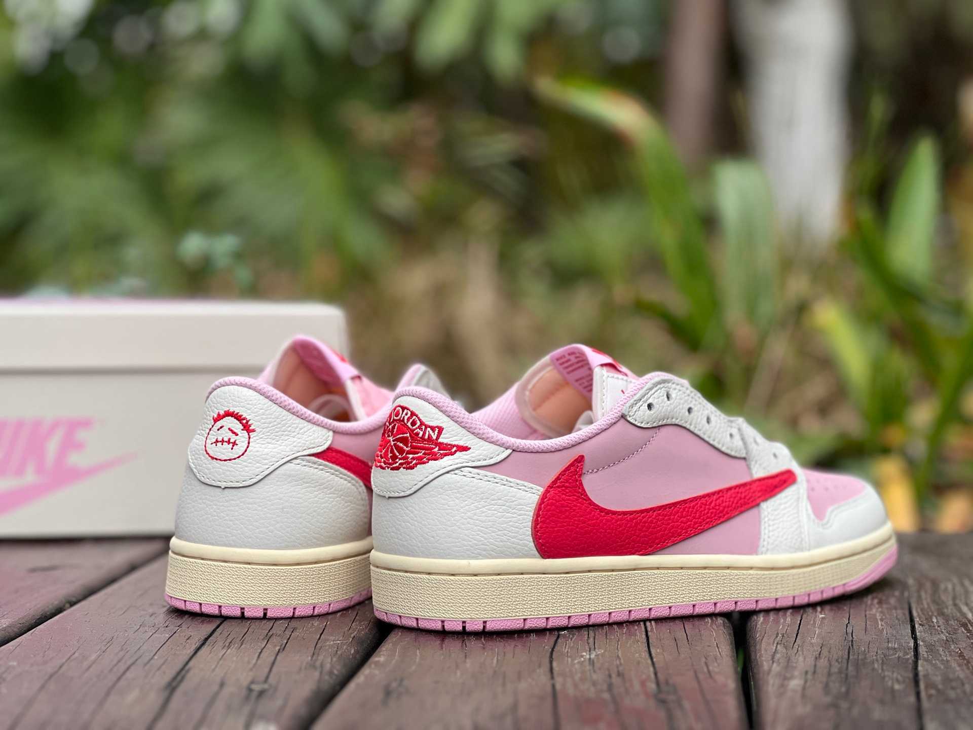 LJR aj1 Travis Scott x Jordan Air Jordan 1 Low OG IQ7604-101 - Image 18