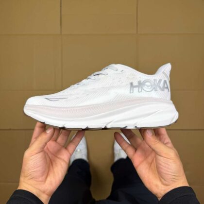 Hoka One One 9 Clifton 9 30 16 -22 1127895/NCWT