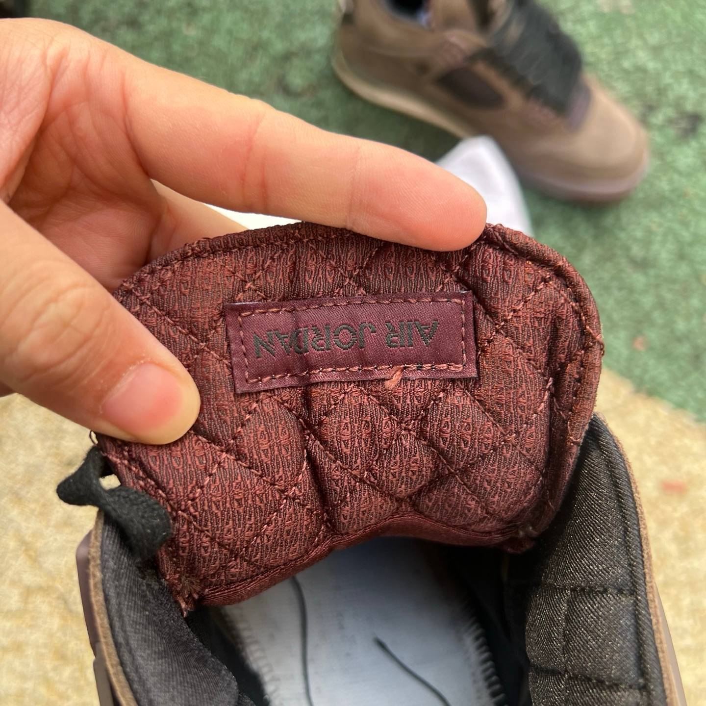 s aj4amm A Ma Maniére x Air Jordan 4 Dark Mocha IF3102-200 36-48.5 - Image 3