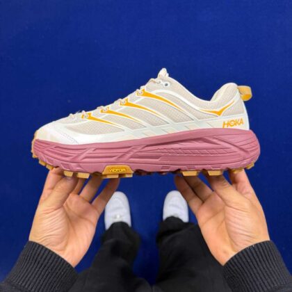 HOKA ONE ONE Mafate Three 2 15 3 : 1141572/VVR