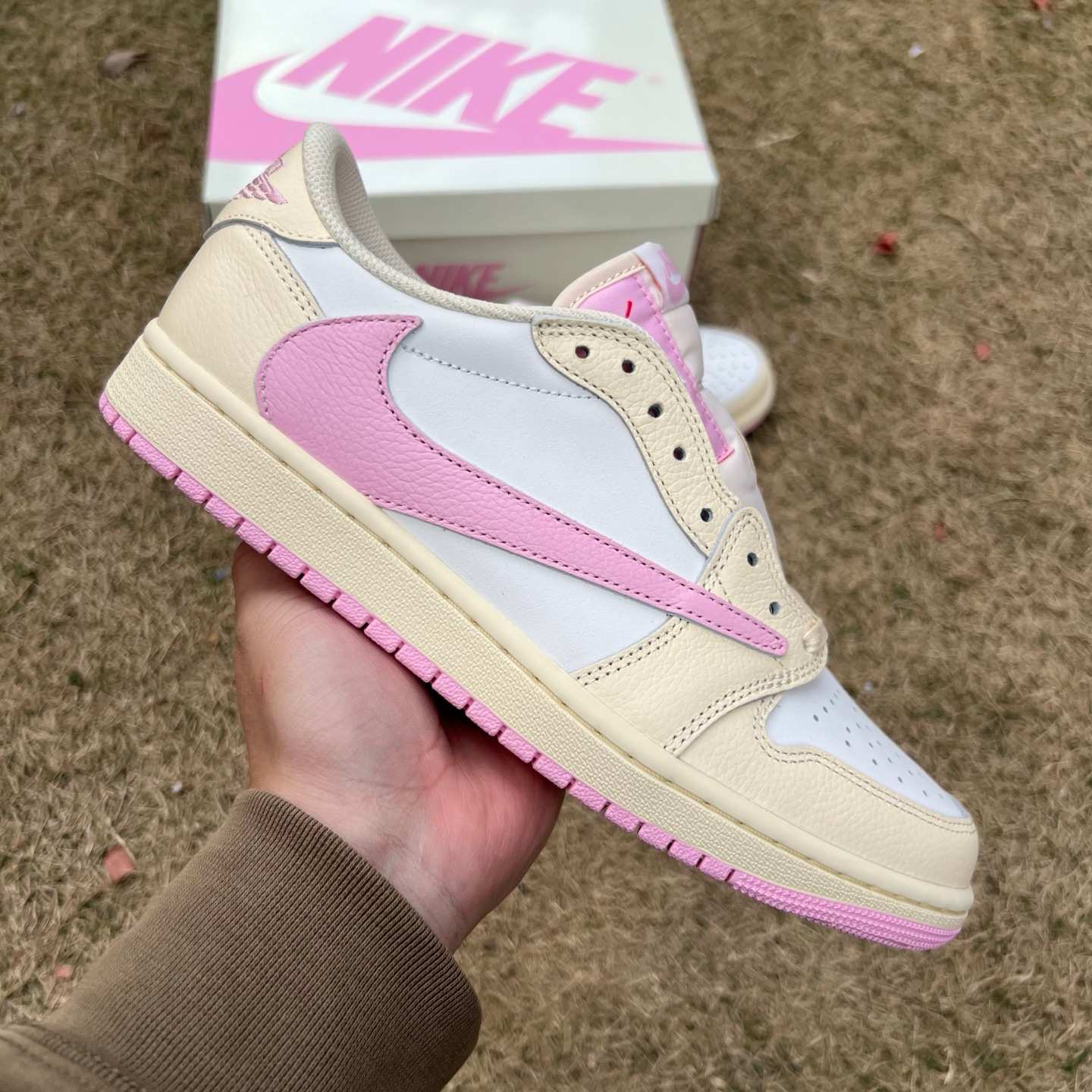 LW aj1 Travis Scott x Air Jordan AJ1 Low OG SP TS IQ7604-100 - Image 18