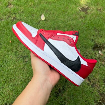 aj1 Travis Scott x Air Jordan 1 Low OG DM7866-101