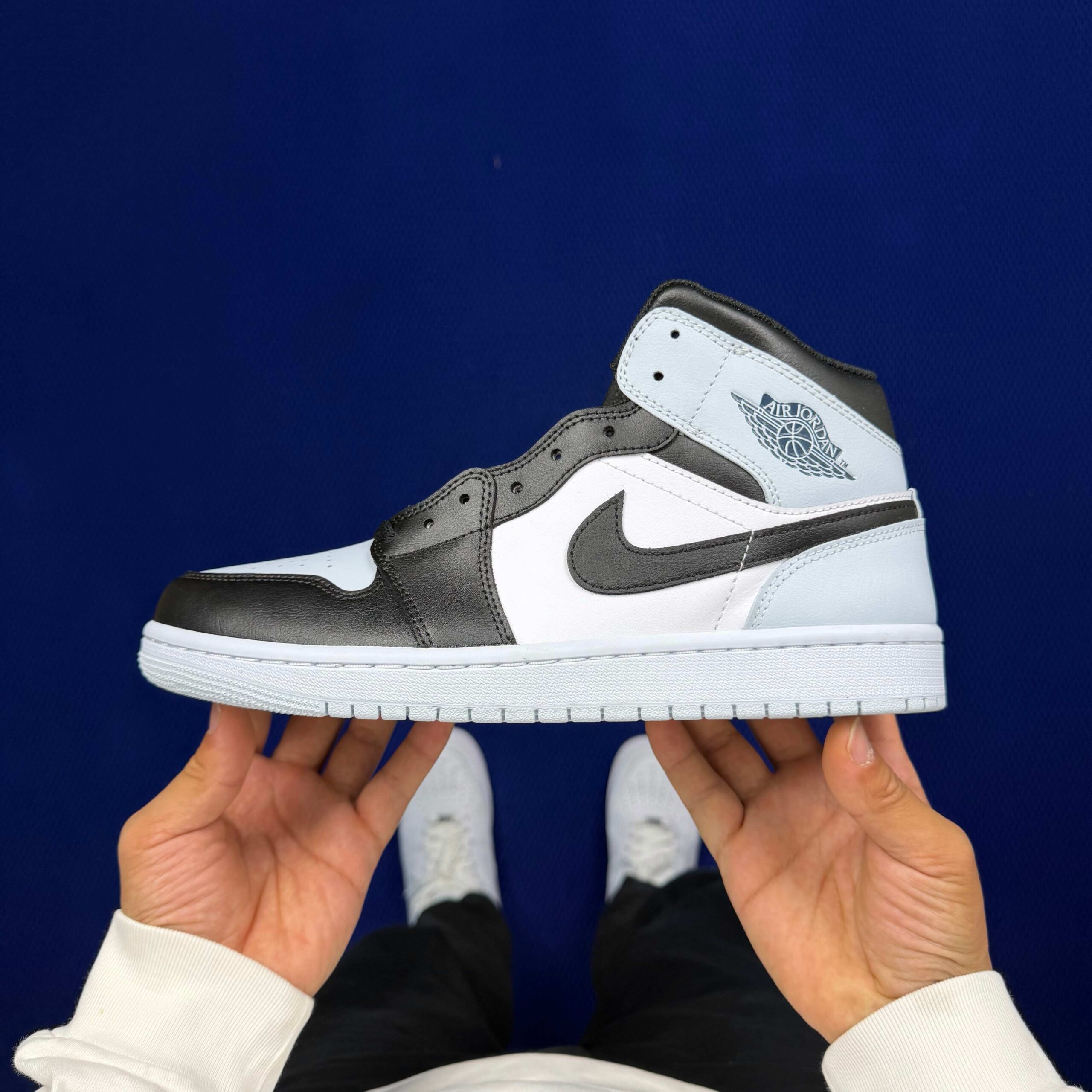 DT AJ1Mid DQ8426-002