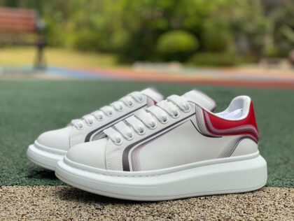 2.0 Alexander McQueen