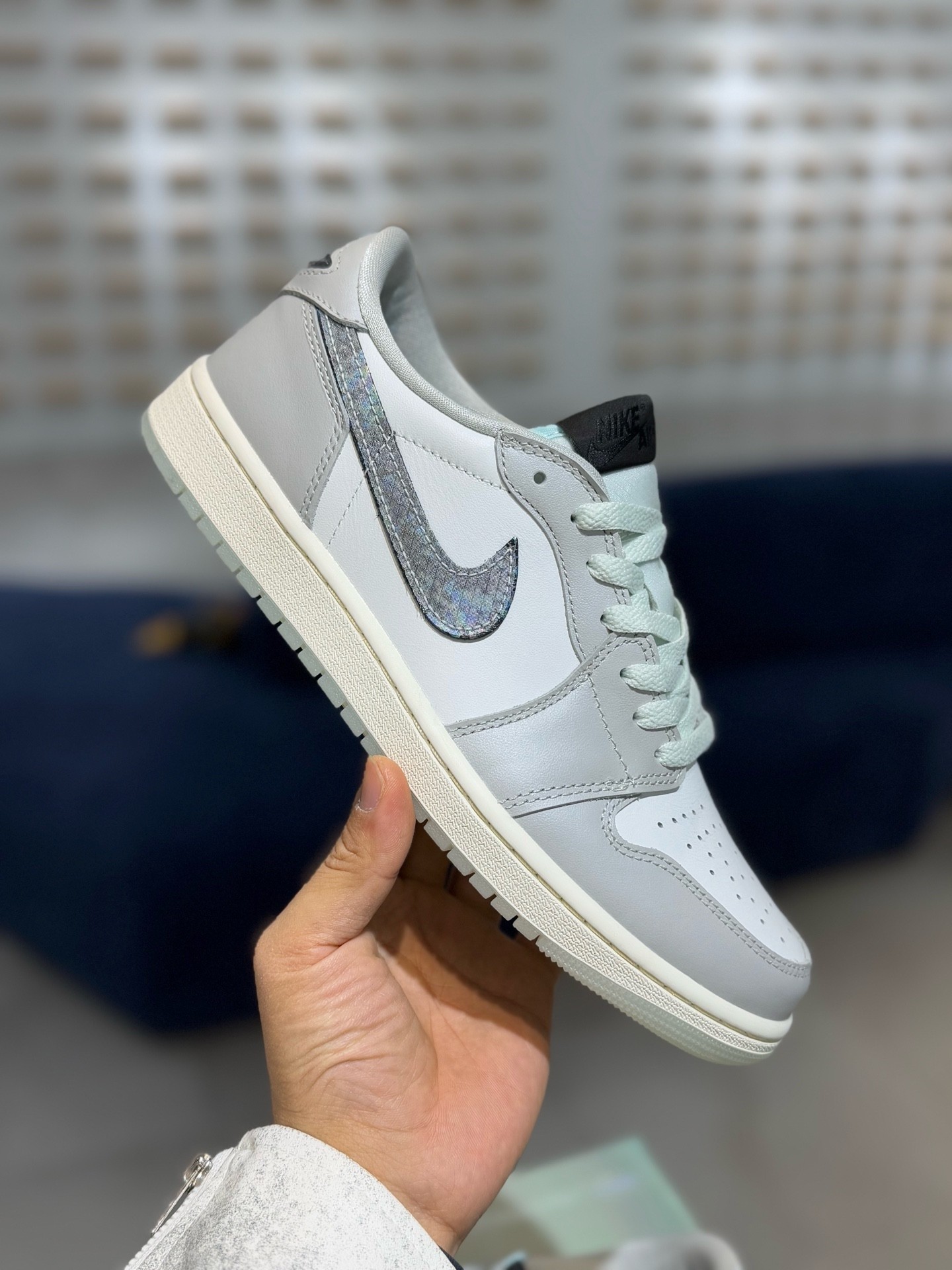 DT ‼️AJ1Low OG CNY HF3144-100 - Image 9