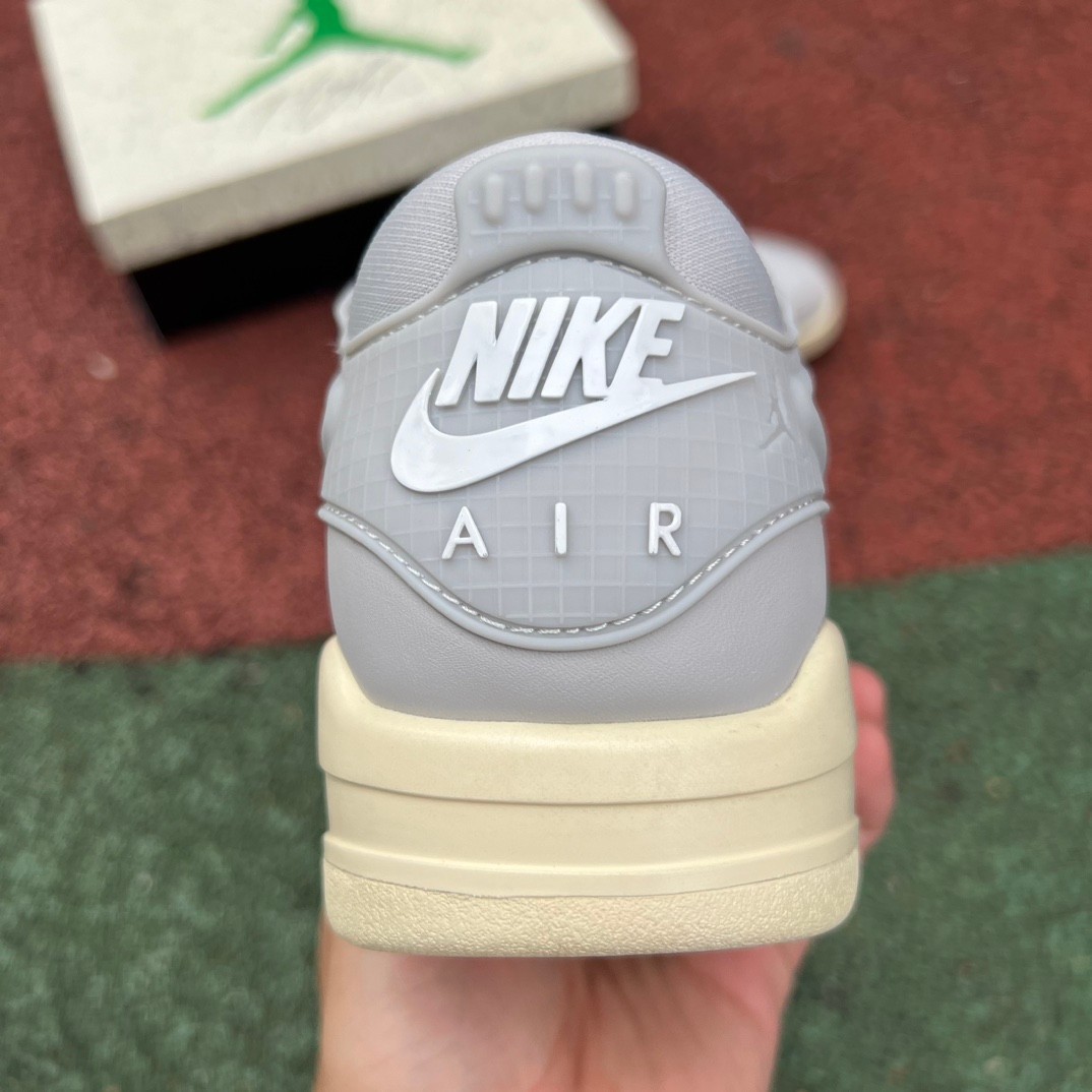 aj4 NIKE WMNS AIR JORDAN 4 RM FQ7940-001 - Image 8