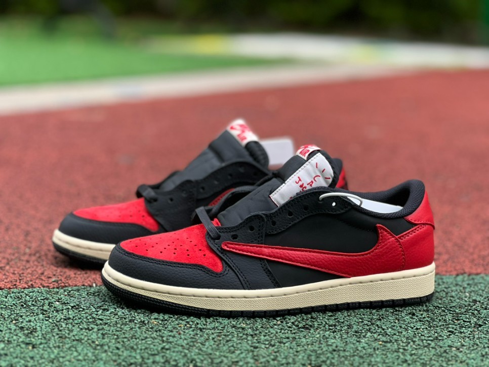 aj1 Travis Scott x Air Jordan 1 Low OG DM7866-061