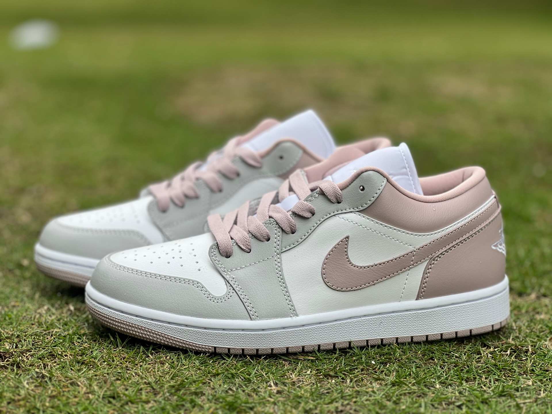 / aj1 Air Jordan 1 Low DC0774-606