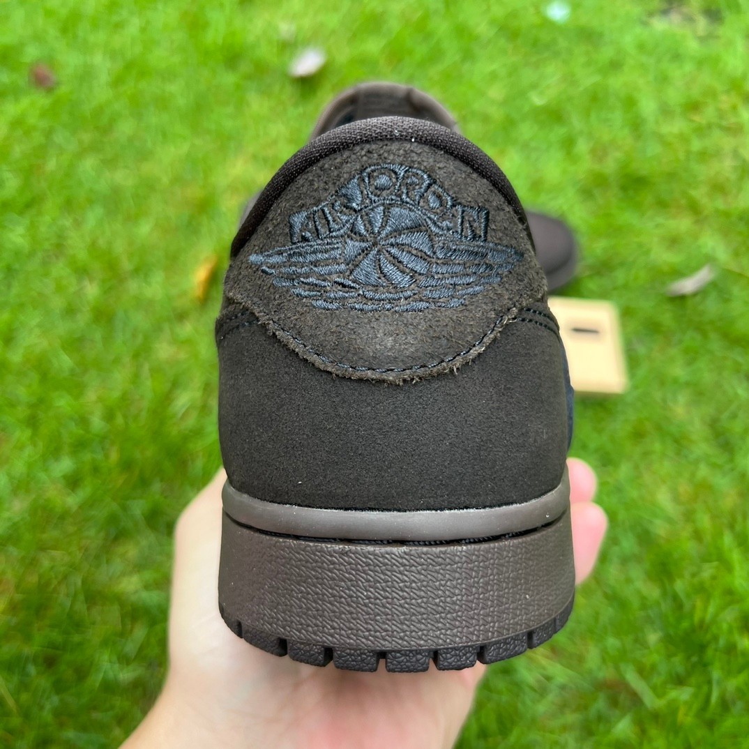 aj1 2.0 T1 Travis Scott x Air Jordan 1 Low OG "Velvet - Image 17