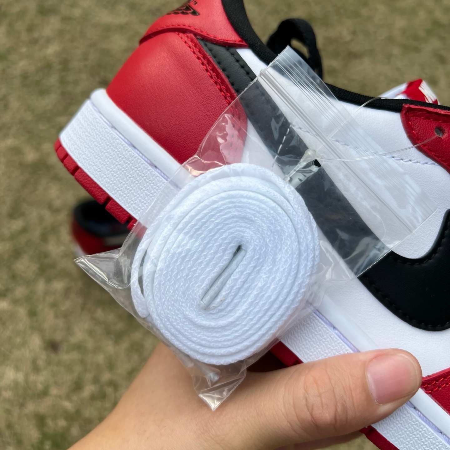 AJ1Low OG Jordan Air Jordan 1 RETRO LOW OG Chicago HQ6998-600 - Image 4