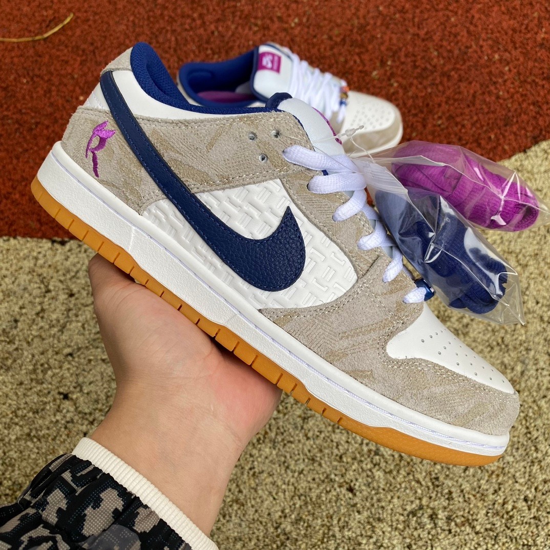 Dunk Nike SB Dunk Rayssa Leal FZ5251-001 - Image 9