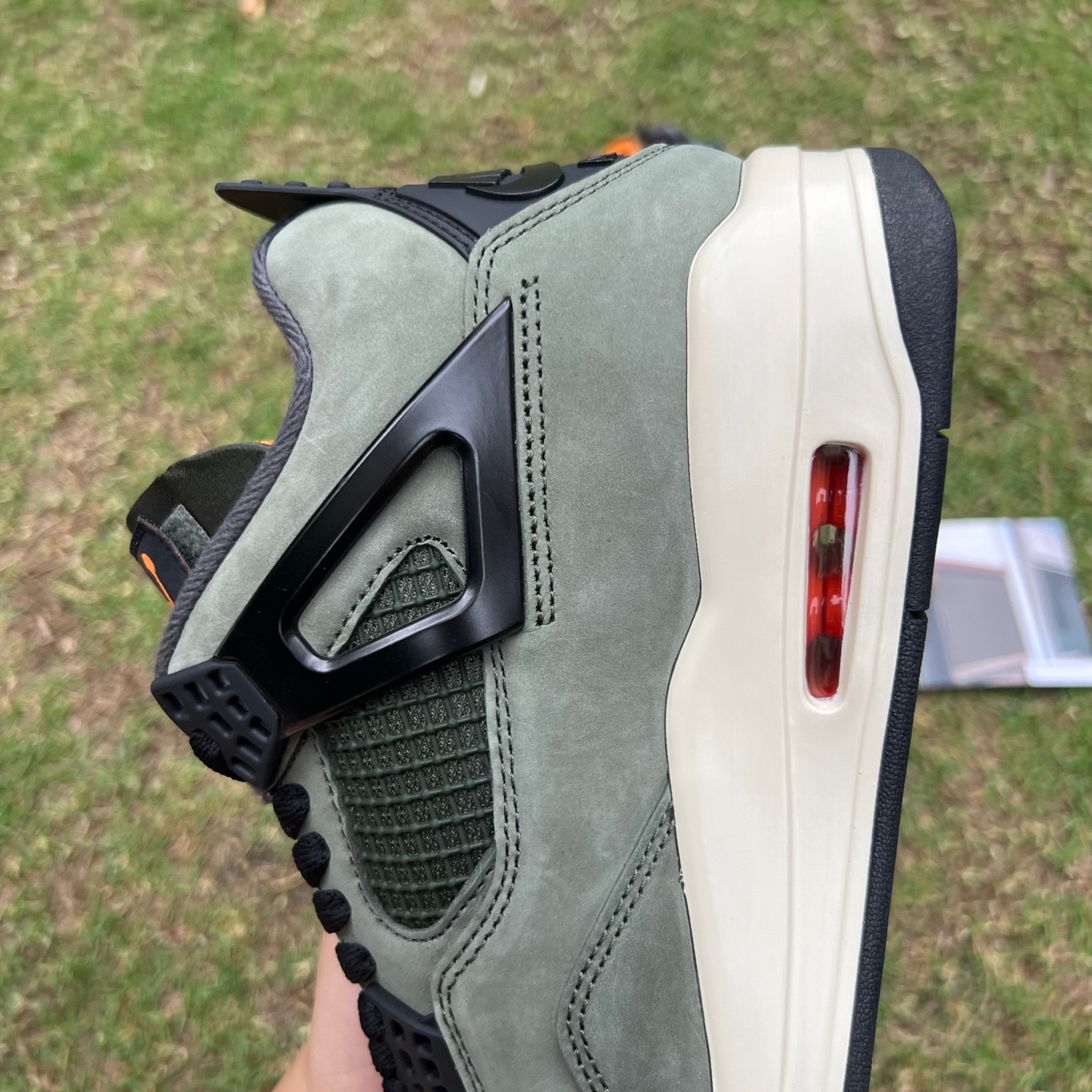 aj4un T1 UNDEFEATED x Air Jordan 4 IB1519-200 - Image 17