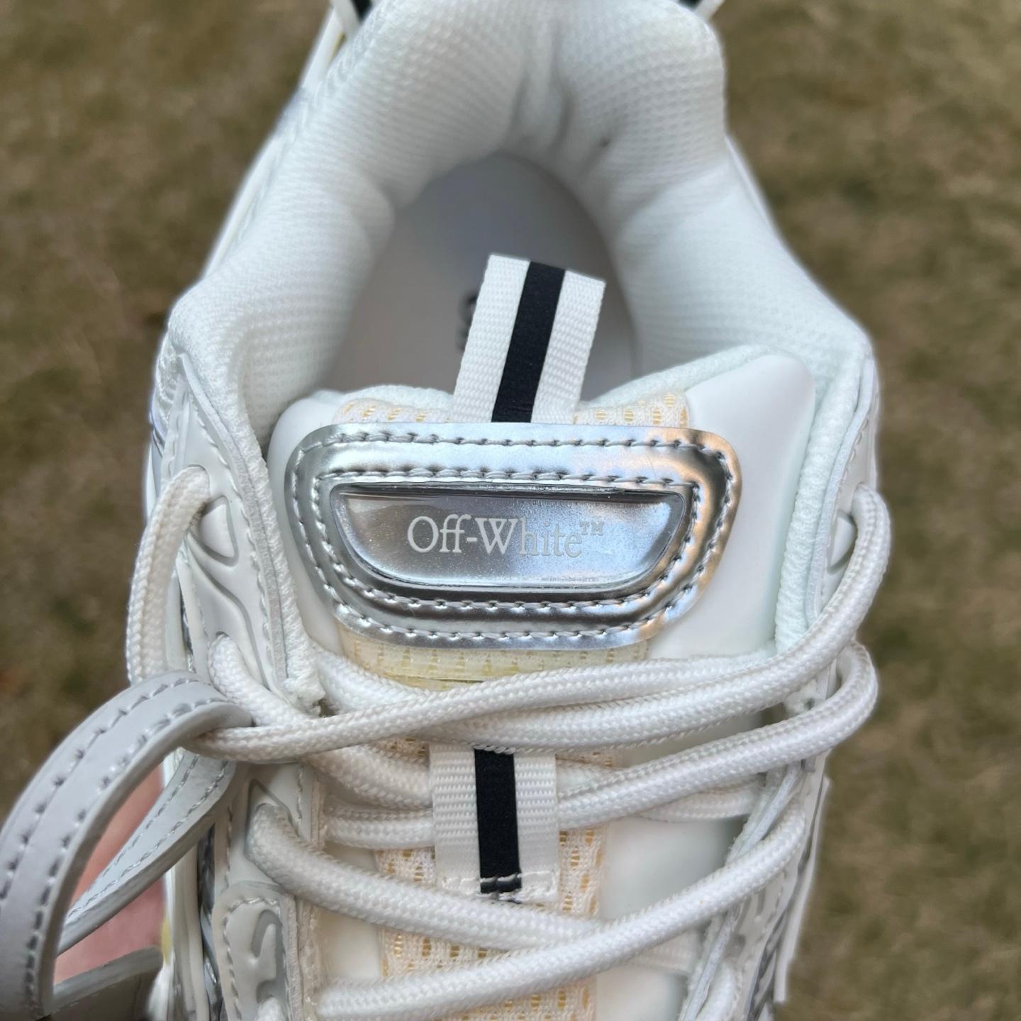OFF-WHITE Be Right Back - Image 6