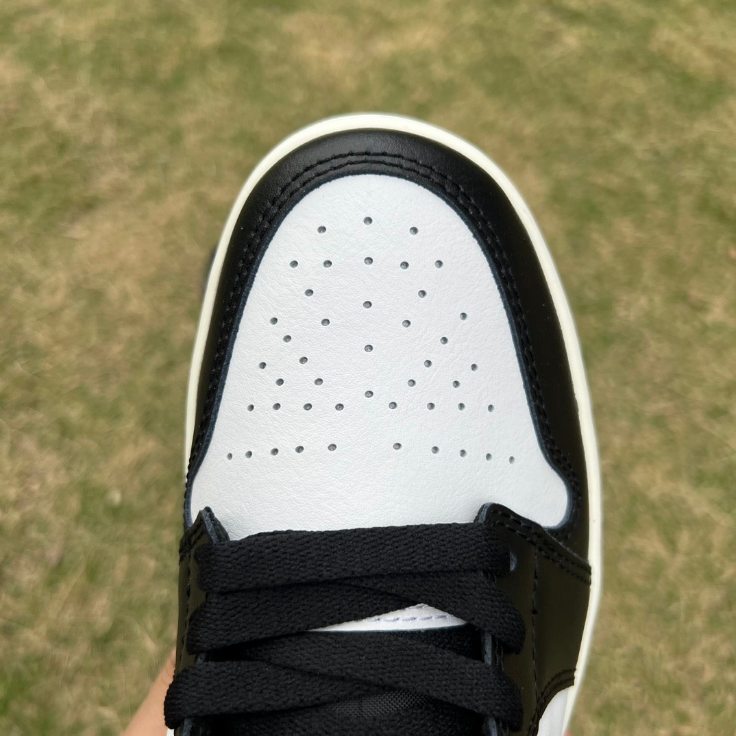 y ‼️ aj1 low 553558-092 - Image 4