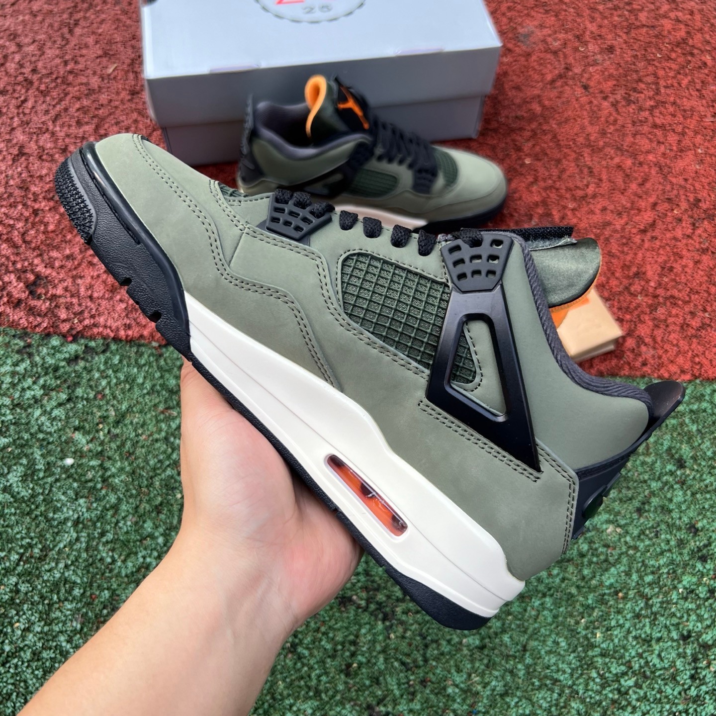 aj4 UND UNDEFEATED x Air Jordan 4 IB1519-200 - Image 10