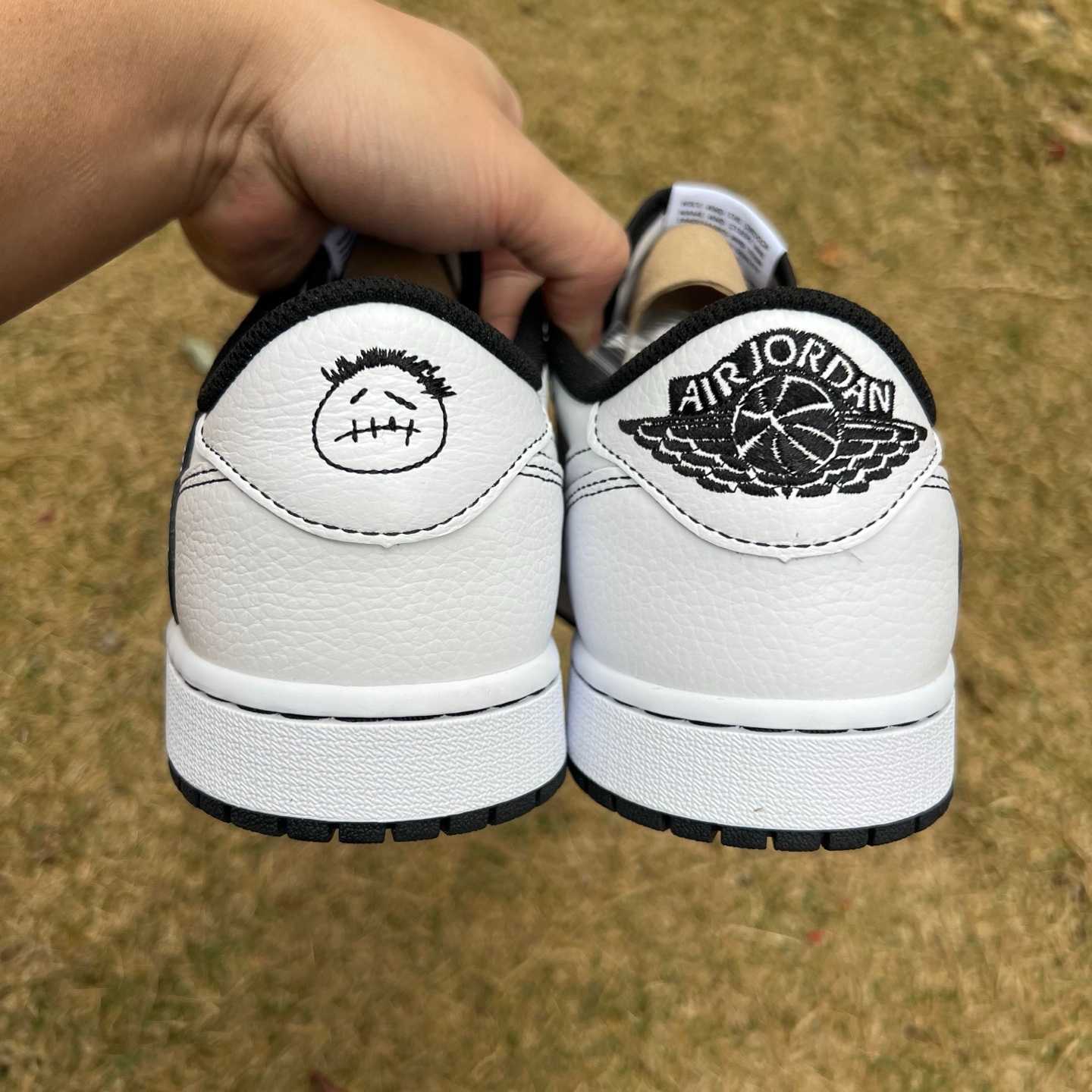 y aj1 Travis Scott x Jordan Air Jordan 1 Low OG xz6868-002 - Image 4