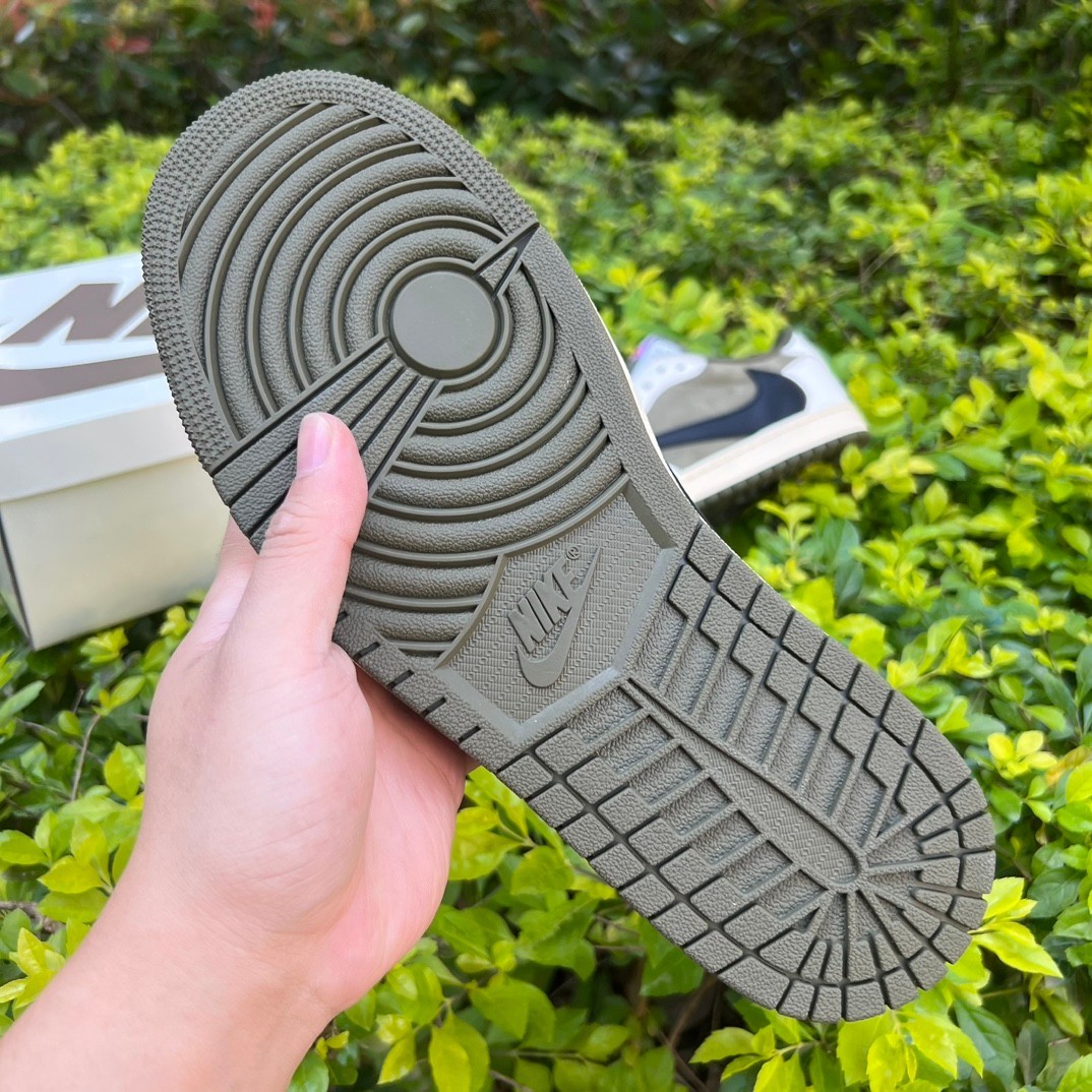 aj1 t1 ⚡️Tracis Scott x Air Jordan 1 Low Golf TS DM7866- - Image 15