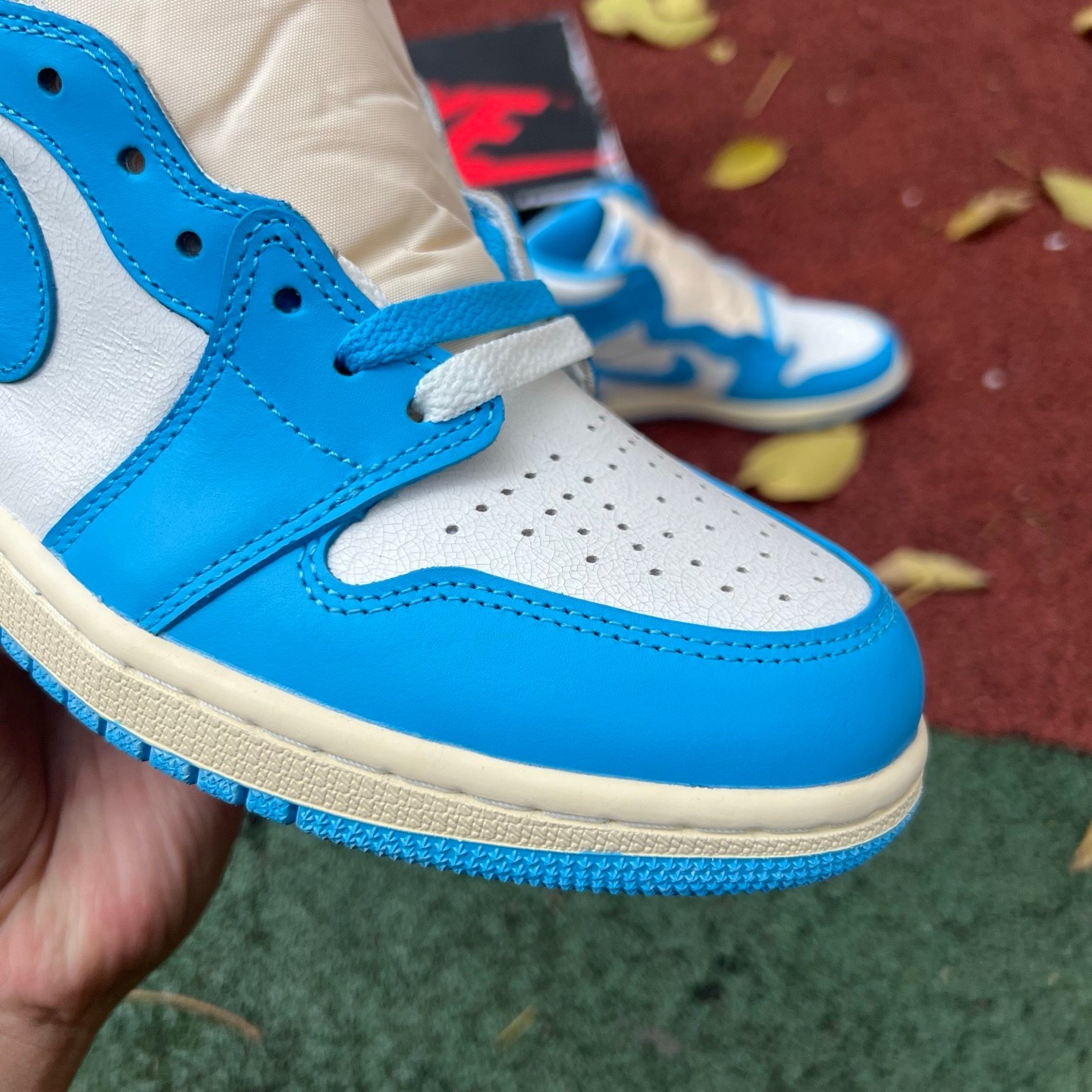 aj1 Air Jordan 1 Hi OG UNC Reimagined DZ5485-402 - Image 5