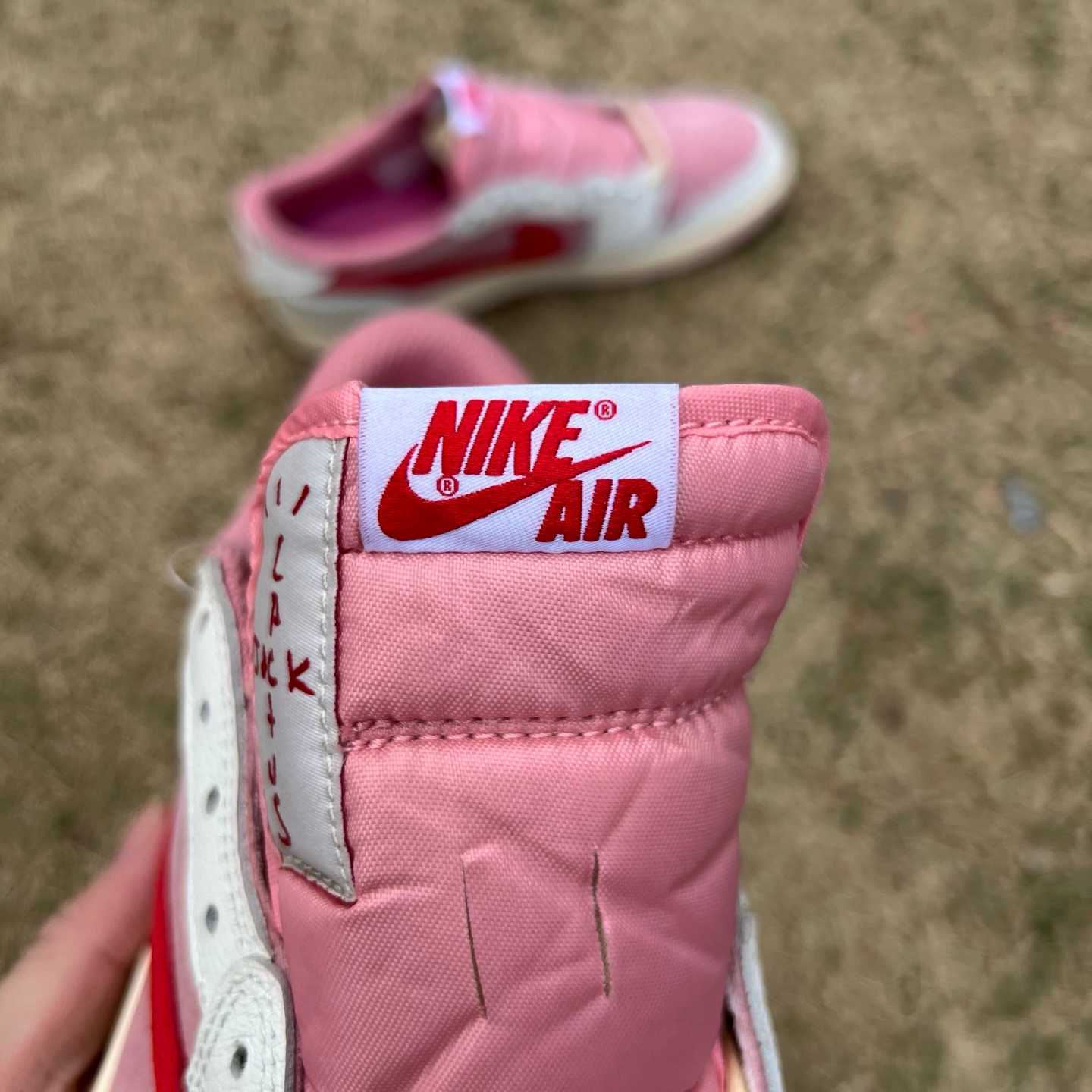 y aj1 Travis Scott x Jordan Air Jordan 1 Low OG DM7866-100 - Image 8