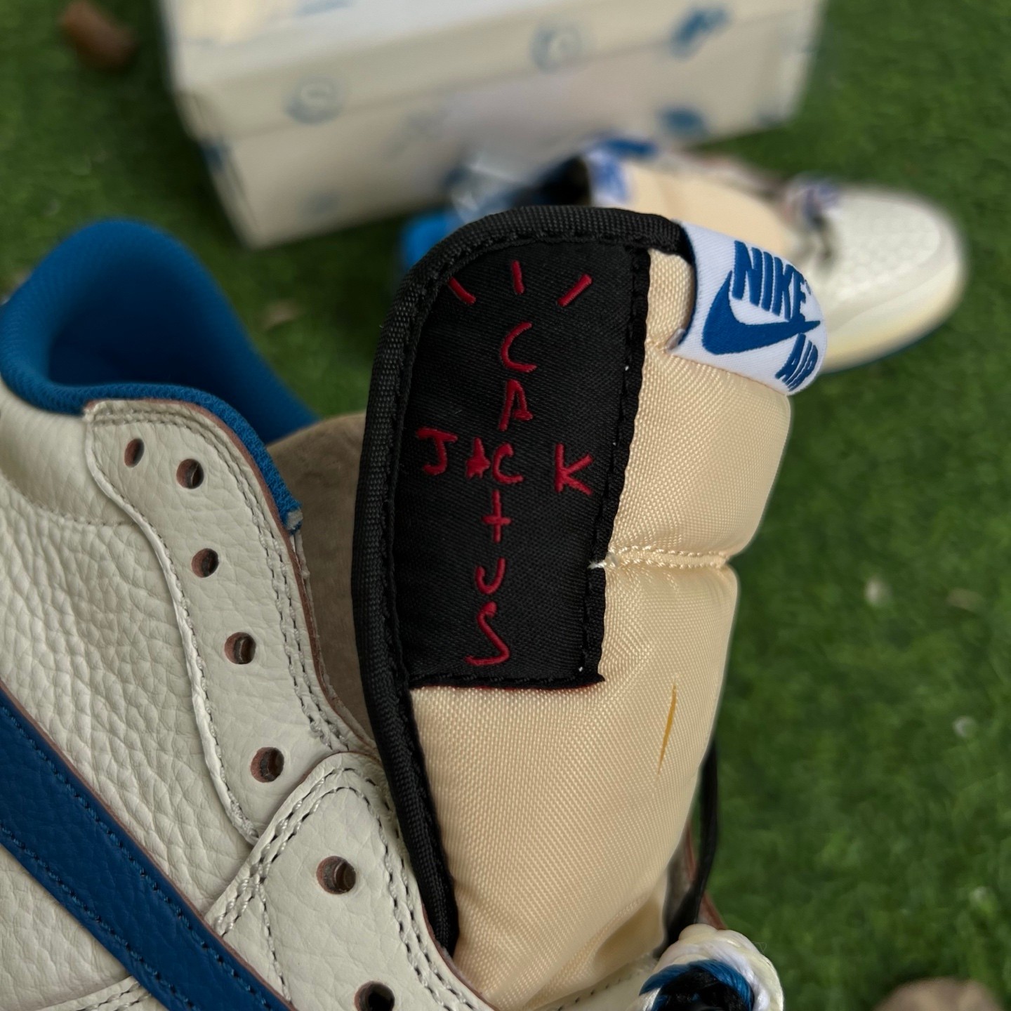 T1 ‼️aj1 2.0 Travis Scott x Fragment Design x Air Jordan 1 DM7866-104 - Image 9