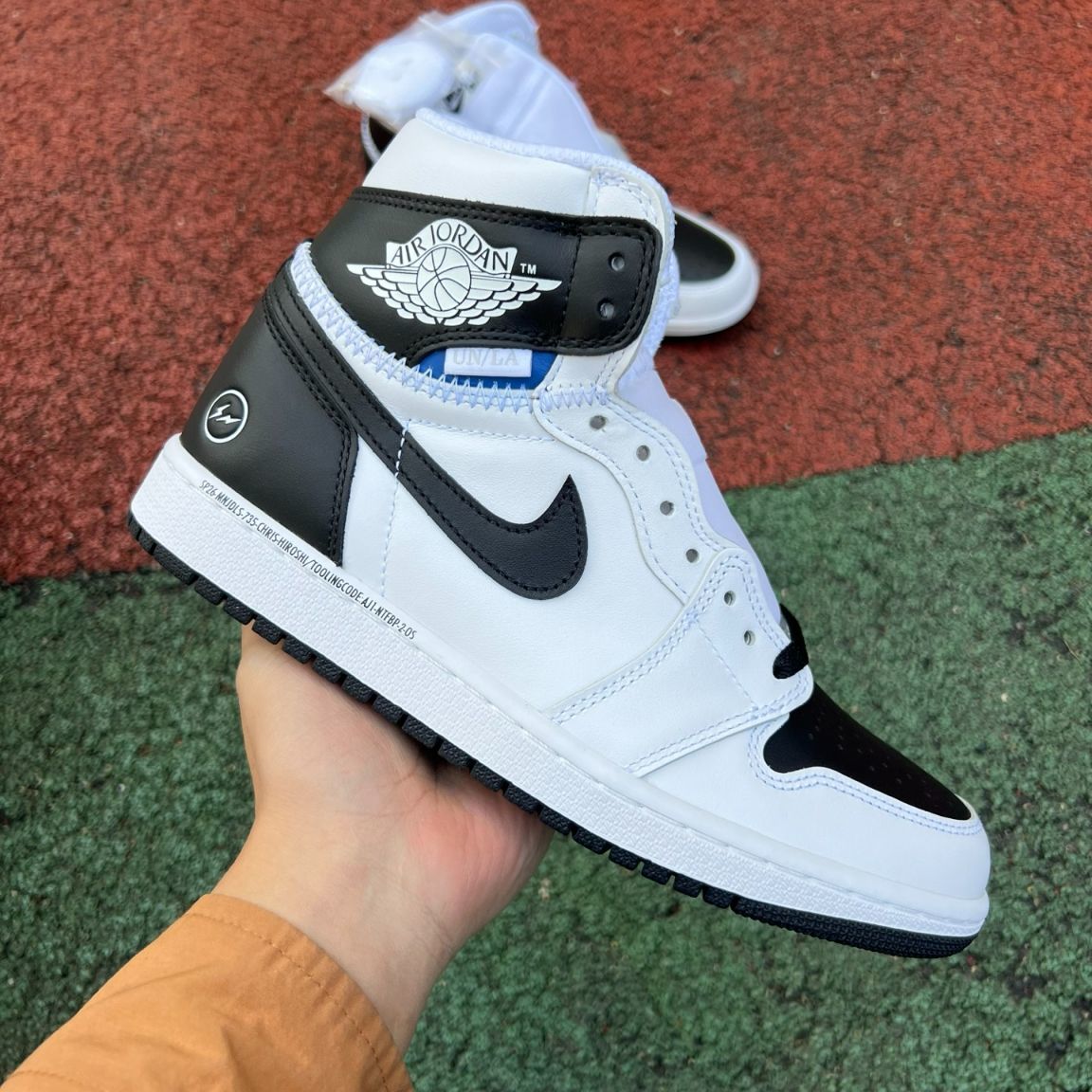 aj1 fragment design x Union x Air Jordan 1 II7282-100 - Image 12