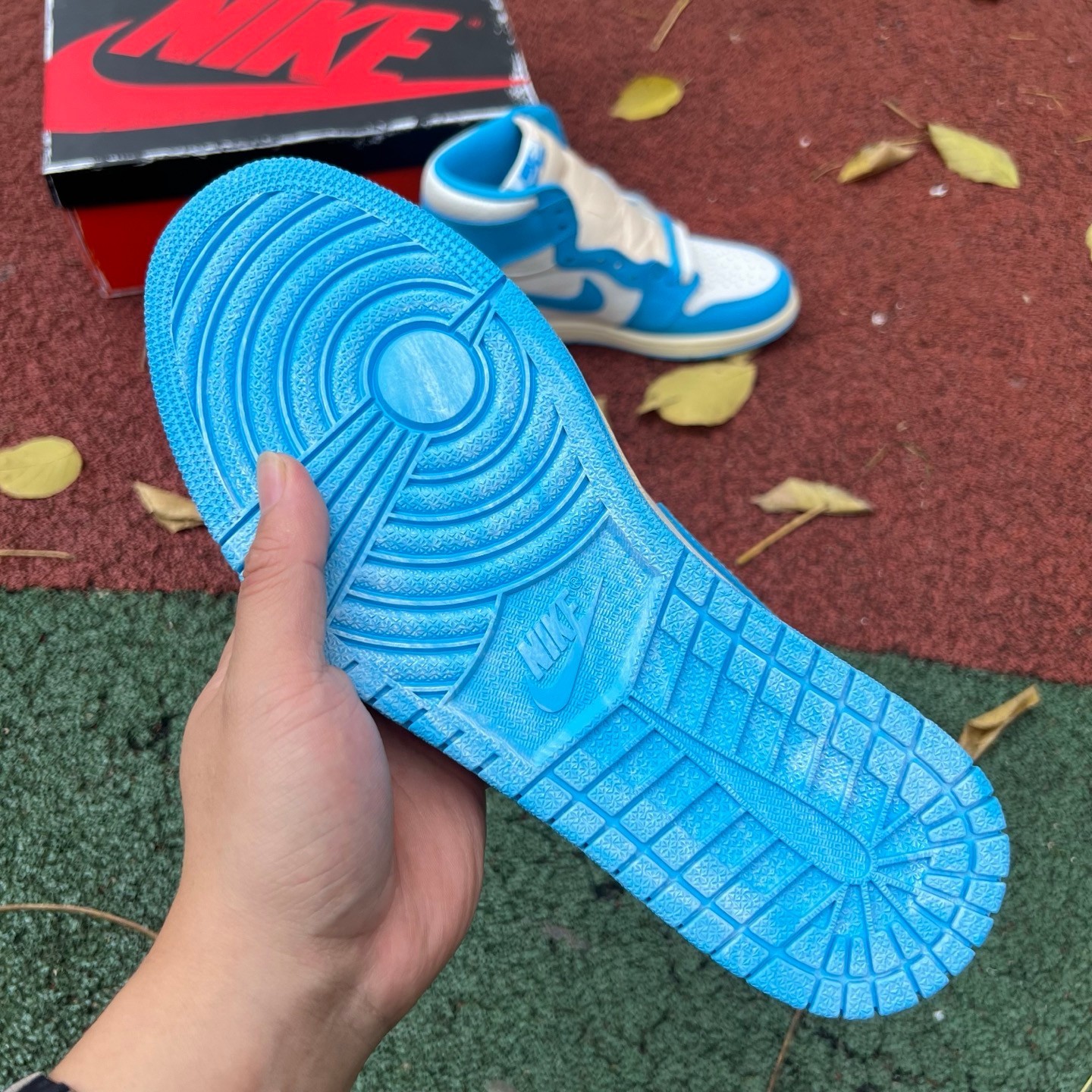 aj1 Air Jordan 1 Hi OG UNC Reimagined DZ5485-402 - Image 8