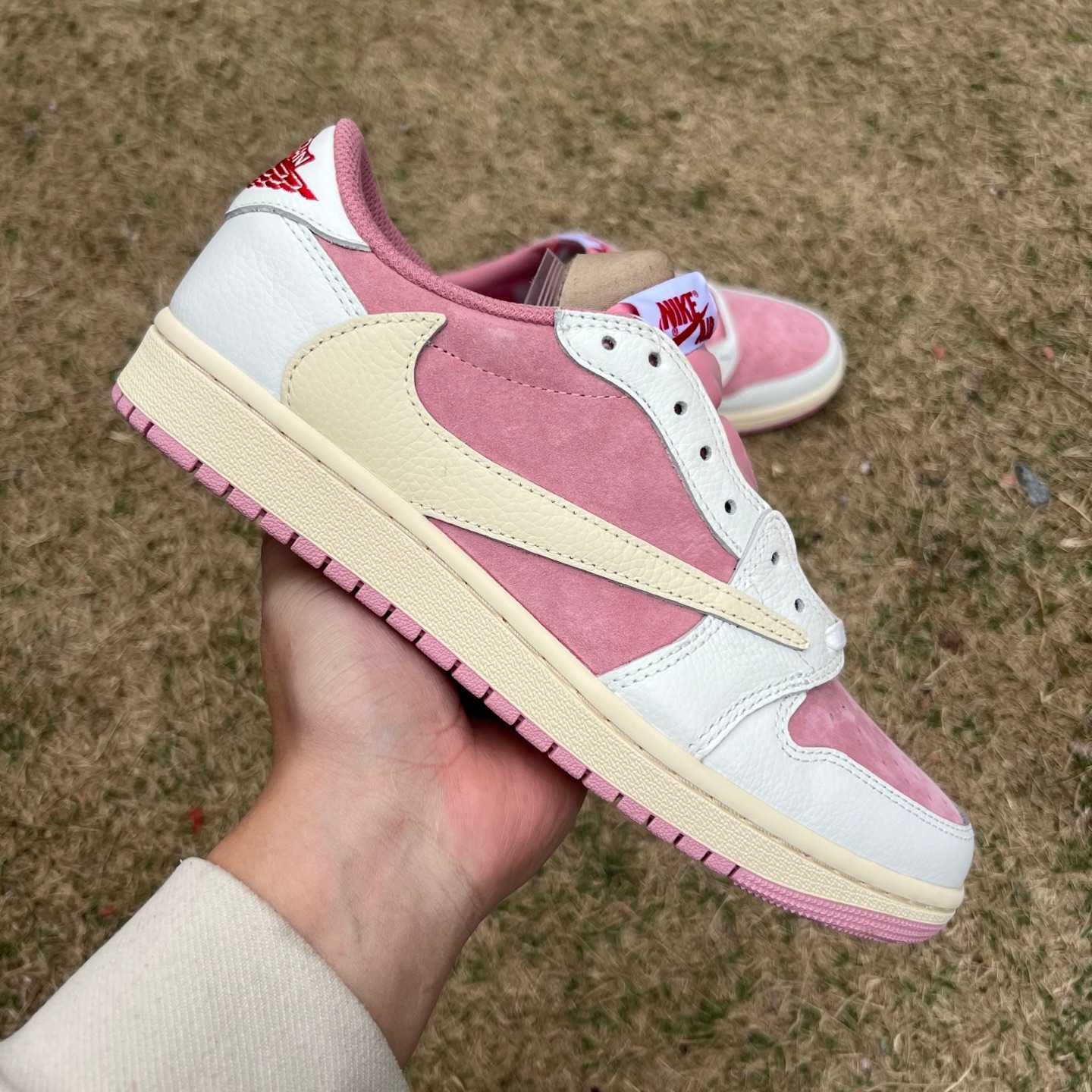 y aj1 Travis Scott x Jordan Air Jordan 1 Low OG DM7866-600