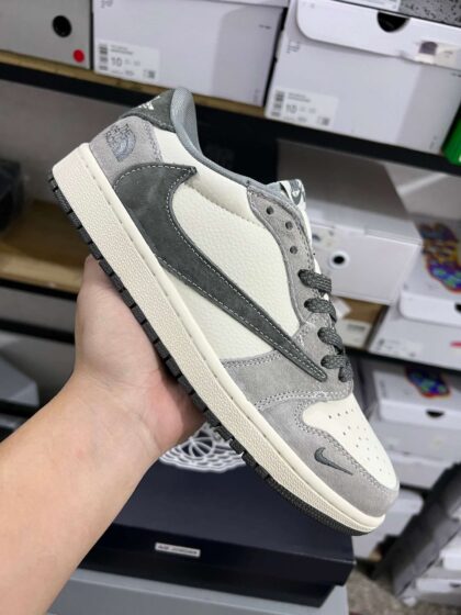 aj1 xs2025-093