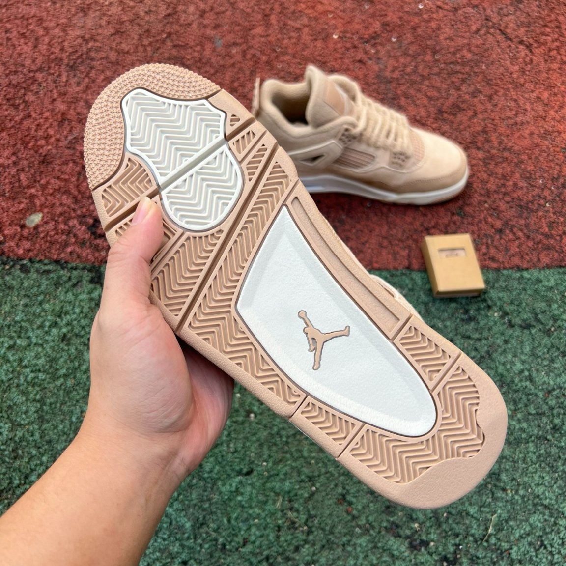 F ‼️ aj4 Air Jordan 4 Cozy Girl WMNS HV0823-200 - Image 7