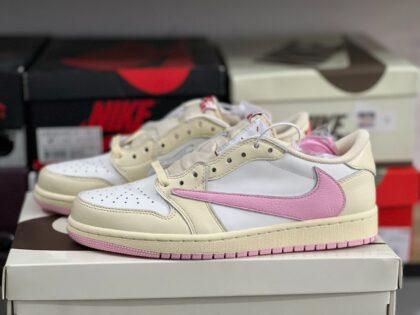 aj1 Travis Scott x Air Jordan 1 IQ7604-101 36-47.5