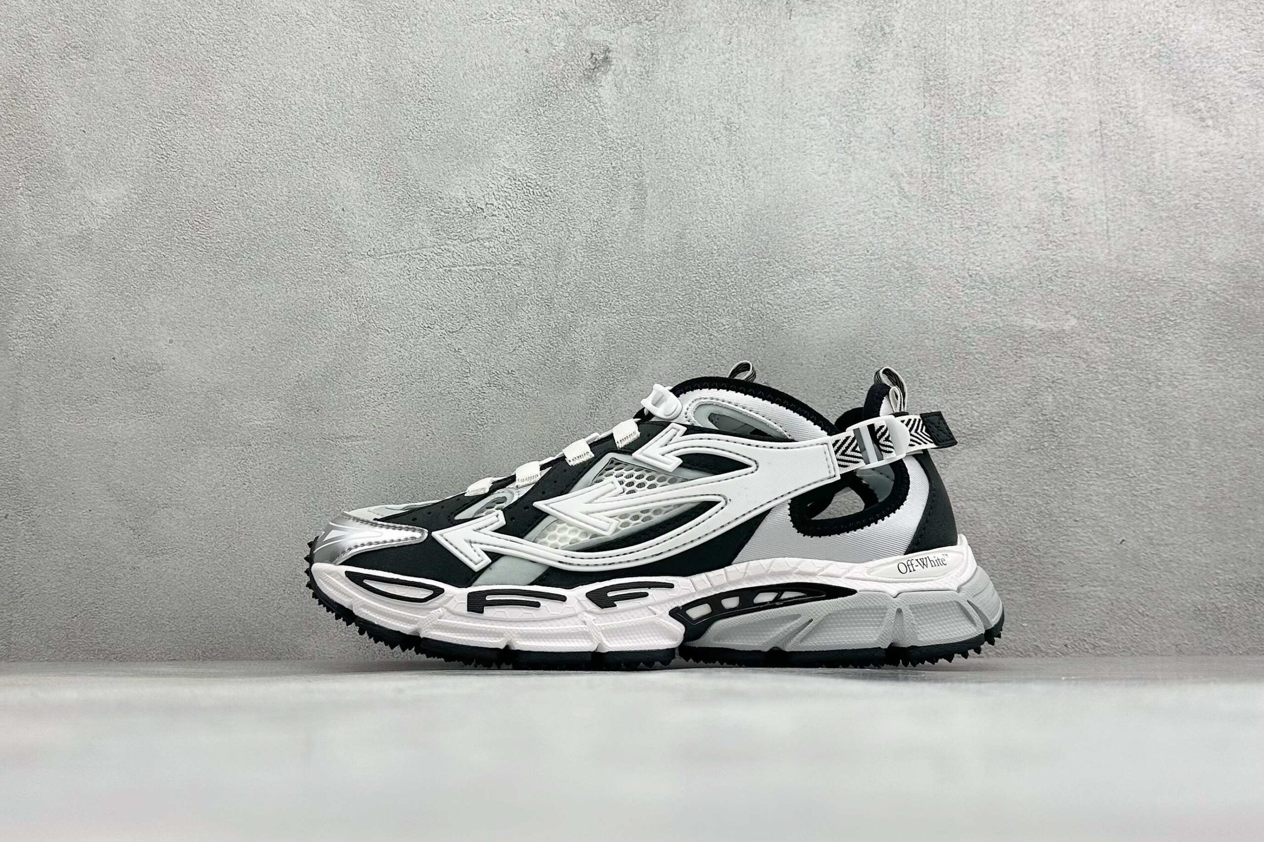 ‼️OFF-WHITE Ow Be Right Back OMIA29SS26FAB0017210
