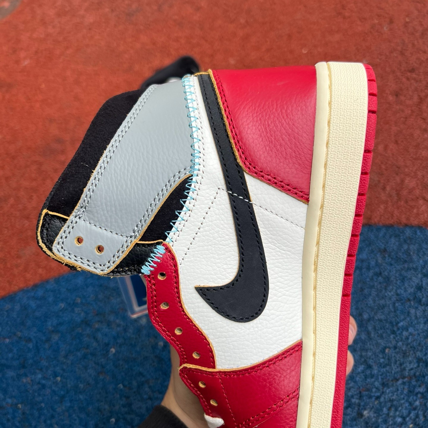 aj1 un 2.0 og Union LA x Air Jordan 1 High OG "Chicago Grey" - Image 14