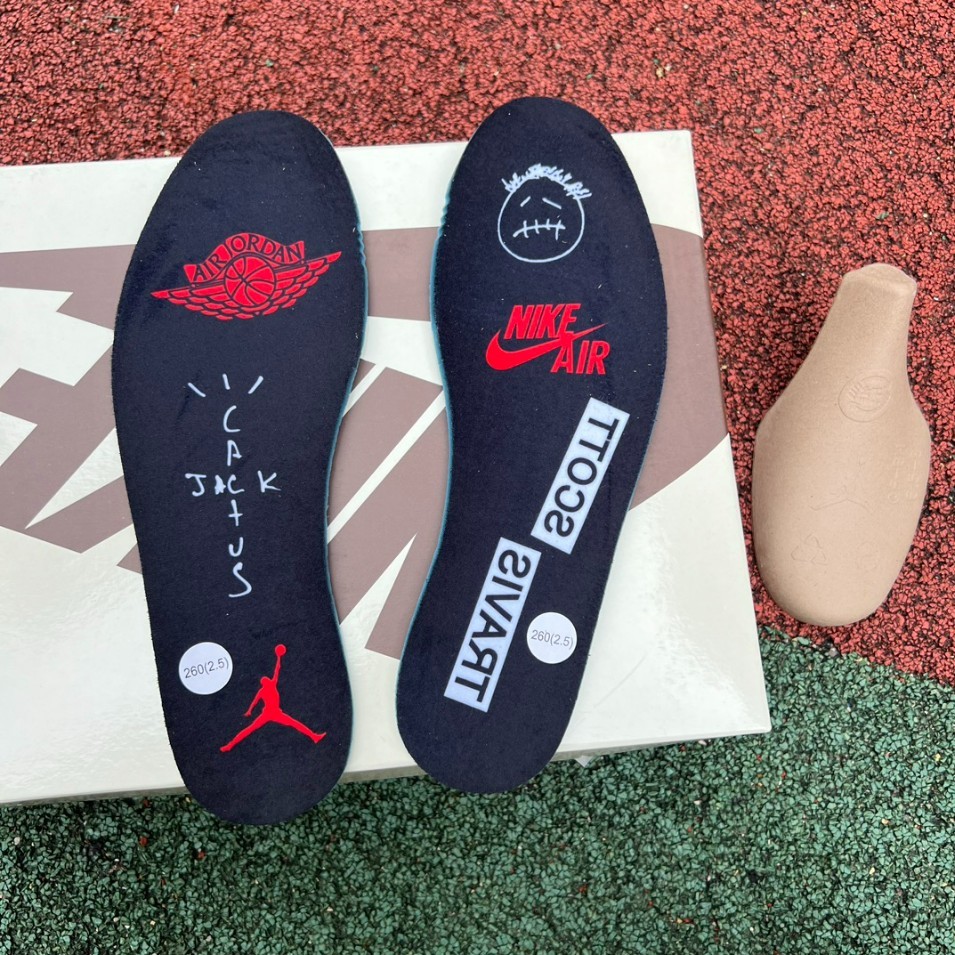 aj1 Travis Scott x Air Jordan 1 Low OG DM7866-061 - Image 7