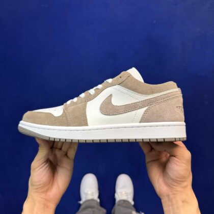 DT AJ1Low 553558-046