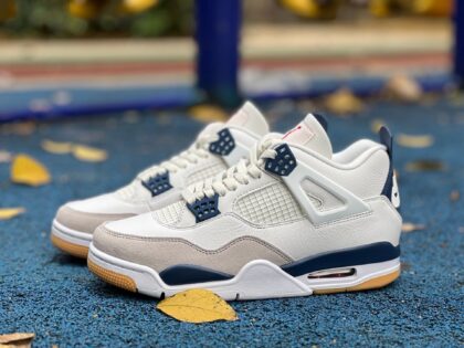 aj4 sb gx Nike SB x Air Jordan 4 Navy DR5415-100