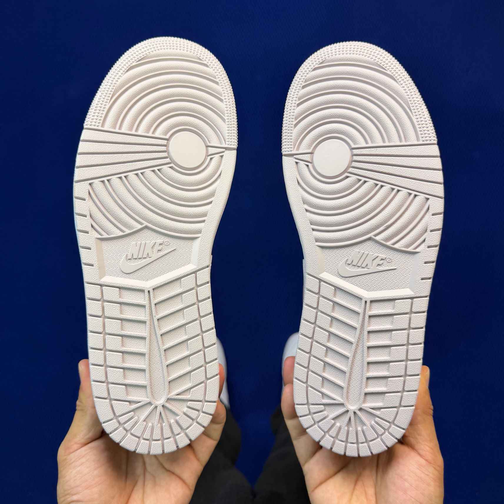 DT AJ1Low DC0774-606 - Image 16