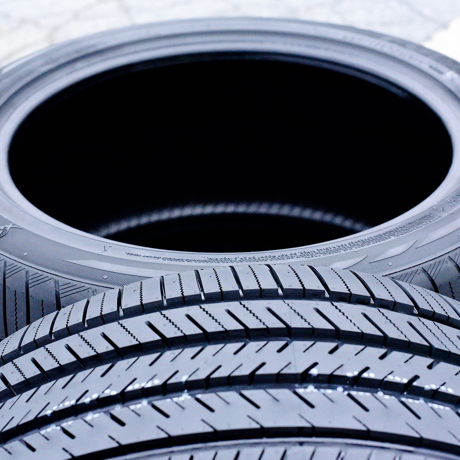 Atlas Force UHP 245/40R19 98Y XL High Performance All Season Tire Fits: 2016-23 Chevrolet Malibu LT, 2013-15 Chevrolet Malibu LTZ - Image 4