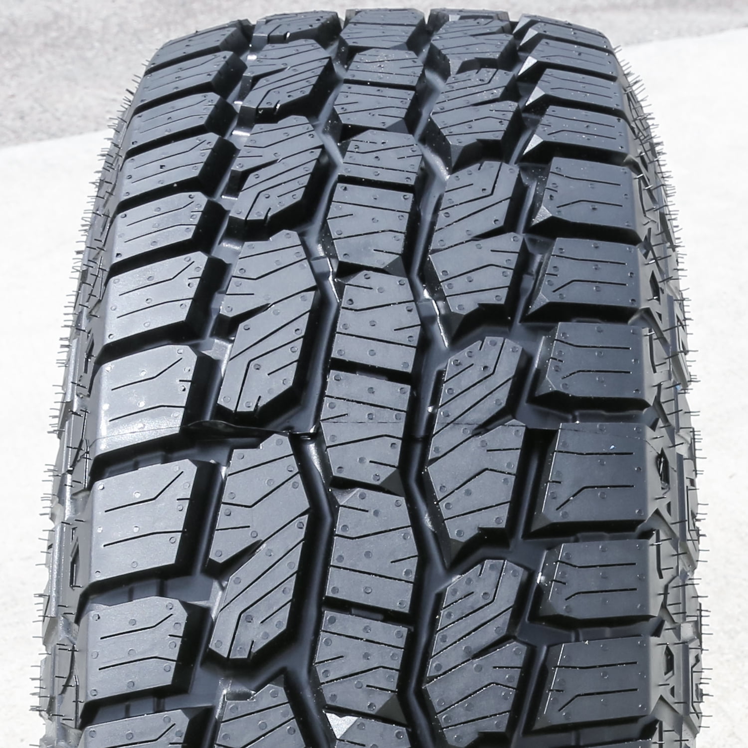 Atlas Paraller A/T All Terrain 265/75R16 116T Light Truck Tire - Image 4