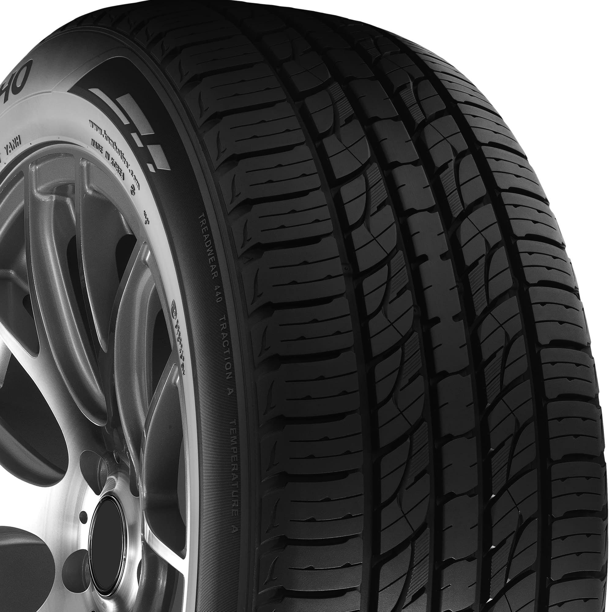 Kumho Crugen Premium KL33 All Season 255/65R18 109T SUV/Crossover Tire - Image 5