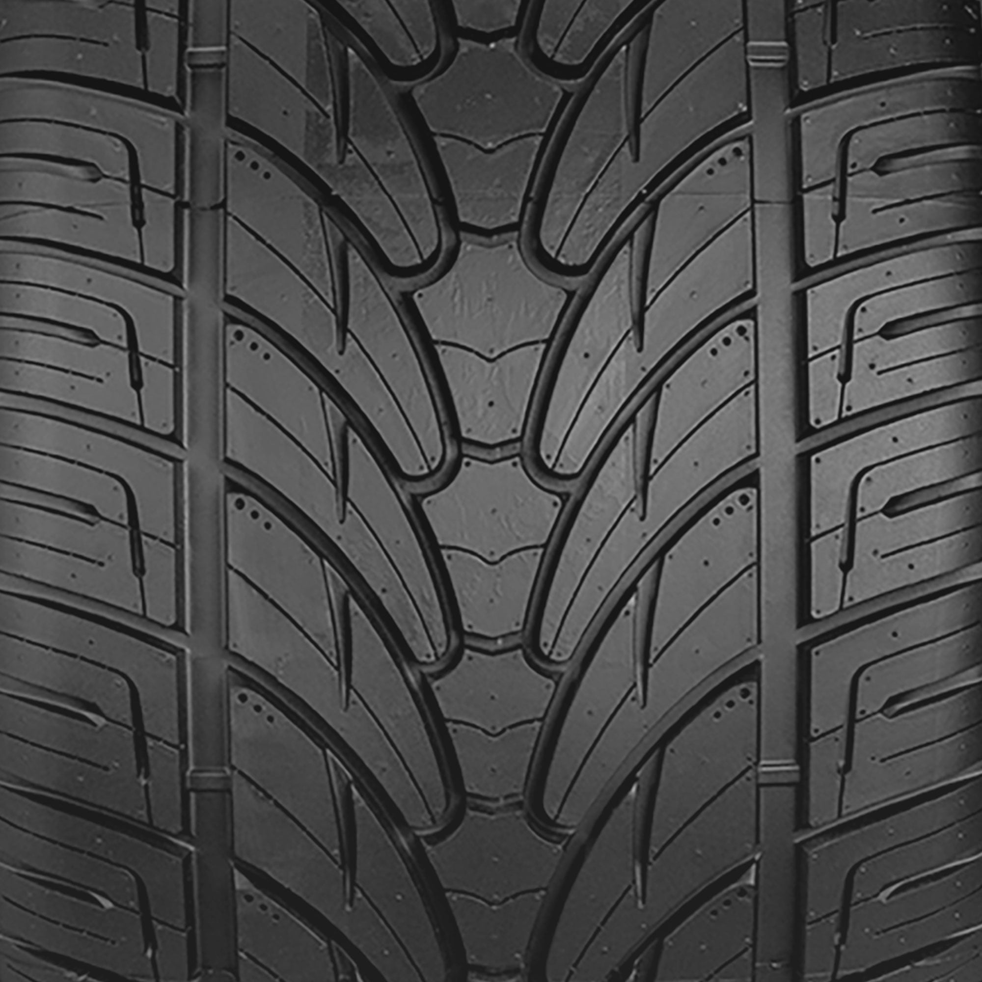Lionhart LH-TEN All Season 305/35R24 112V XL Passenger Tire - Image 2
